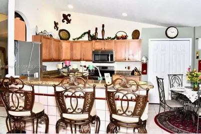 1084 Di Lido Ln, Port Saint Lucie, FL 34953 - Photo 11