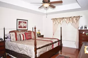 1084 SW Dilido Ln, Port Saint Lucie, FL 34953 - Photo 5