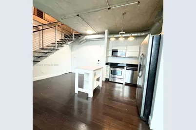 690 SW 1st Ct #PHI24, Miami, FL 33130 - Photo 1