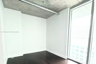 690 SW 1st Ct, Miami, FL 33130 - Photo 9