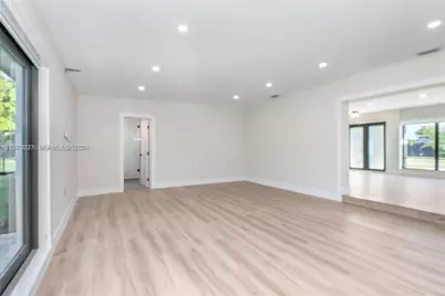 8421 SW 27th Ter, Miami, FL 33155 - Photo 17