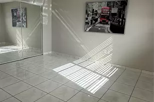 1780 NE 191st St, Miami, FL 33179 - Photo 3