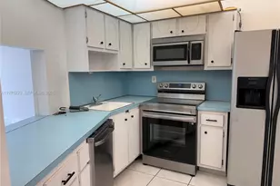 1780 NE 191st St, Miami, FL 33179 - Photo 7