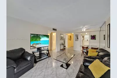 201 178th Dr #439, Sunny Isles Beach, FL 33160 - Photo 3
