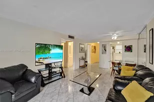 201 178th Dr, Sunny Isles Beach, FL 33160 - Photo 3
