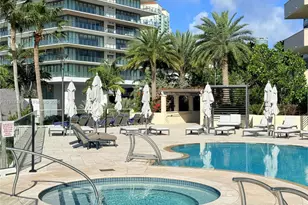 400 South Pointe Dr, Miami Beach, FL 33139 - Photo 23