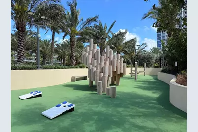 400 S Pointe Dr #2308, Miami Beach, FL 33139 - Photo 31