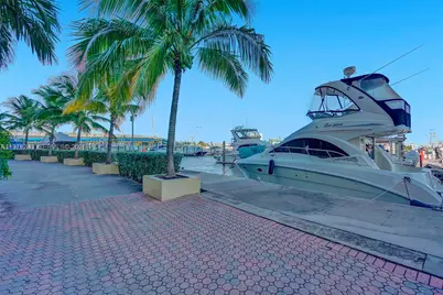 7601 E Treasure Dr #2205, North Bay Village, FL 33141 - Photo 27