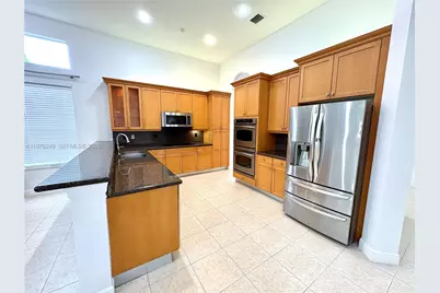 4808 SW 183rd Ave, Miramar, FL 33029 - Photo 5