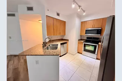 1830 Radius Dr #817, Hollywood, FL 33020 - Photo 9