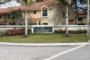 3814 Coral Tree Cir, Coconut Creek, FL 33073 - Photo 3