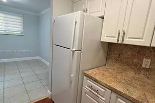 1152 NW 3rd St, Miami, FL 33128 - Photo 9