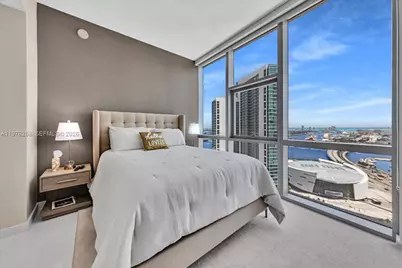 851 NE 1st Ave #3711, Miami, FL 33132 - Photo 15