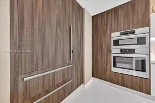 851 NE 1st Ave, Miami, FL 33132 - Photo 27