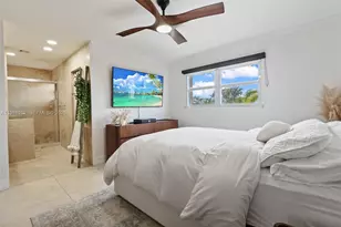 6523 NW 170th Ln, Hialeah, FL 33015 - Photo 13