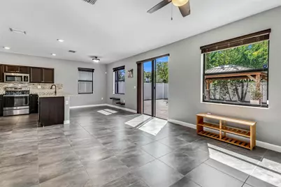 3440 W 100th Ter, Hialeah, FL 33018 - Photo 17