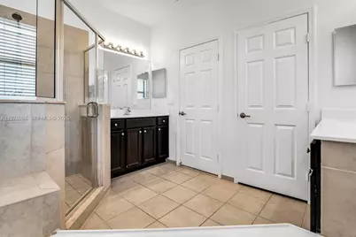 3440 W 100th Ter, Hialeah, FL 33018 - Photo 31