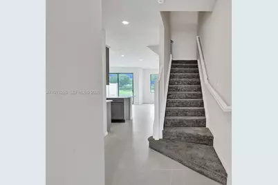 2202 S Appleton Circle S, Oakland Park, FL 33309 - Photo 11