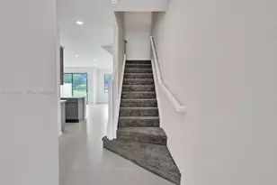 2202 Appleton Cir S, Oakland Park, FL 33309 - Photo 11