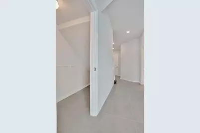 2202 S Appleton Circle S, Oakland Park, FL 33309 - Photo 49