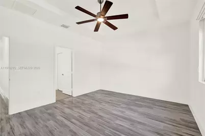 9243 SW 227th Ter, Cutler Bay, FL 33190 - Photo 11