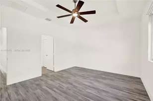 9243 SW 227th Terrace, Cutler Bay, FL 33190 - Photo 11