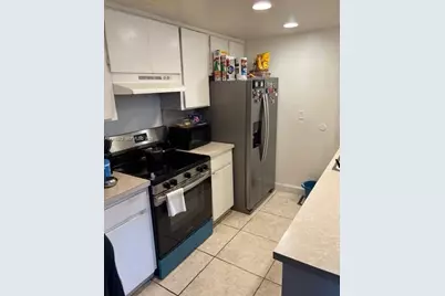 3190 Bird Ave #15, Coconut Grove, FL 33133 - Photo 17