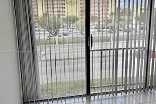 9400 W Flagler St, Miami, FL 33174 - Photo 29