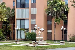 9400 W Flagler St, Miami, FL 33174 - Photo 5