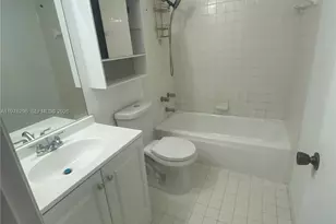6245 Kendale Lakes Circle, Miami, FL 33183 - Photo 25
