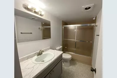 121 SE 3rd Ave #504, Dania Beach, FL 33004 - Photo 9