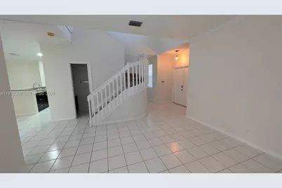 644 Sand Creek Cir, Weston, FL 33327 - Photo 13