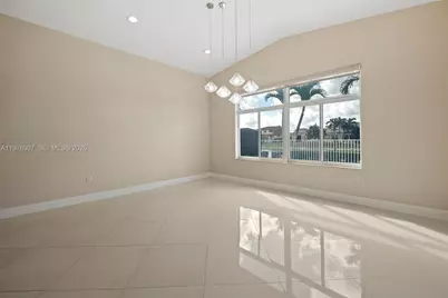 15962 SW 62nd St, Miami, FL 33193 - Photo 7