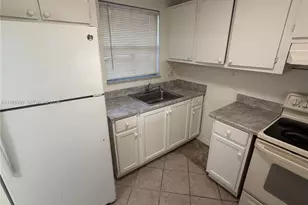 8100 Sunrise Lakes Blvd, Sunrise, FL 33322 - Photo 3