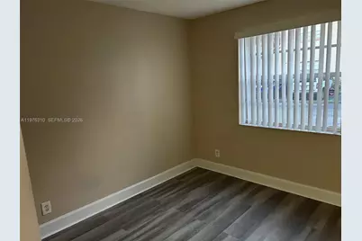 301 SW 86th Ave #102, Pembroke Pines, FL 33025 - Photo 17