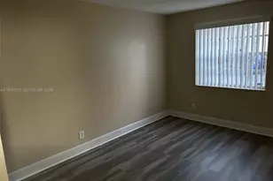 301 SW 86th Ave, Pembroke Pines, FL 33025 - Photo 19