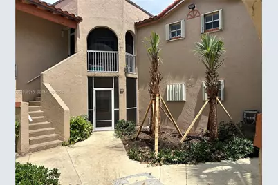 301 SW 86th Ave #102, Pembroke Pines, FL 33025 - Photo 1