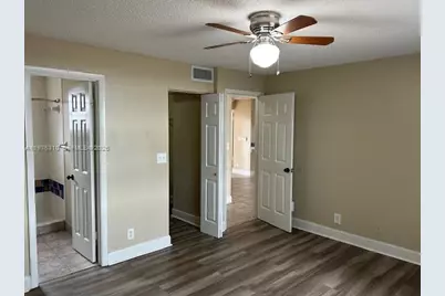 301 SW 86th Ave #102, Pembroke Pines, FL 33025 - Photo 13