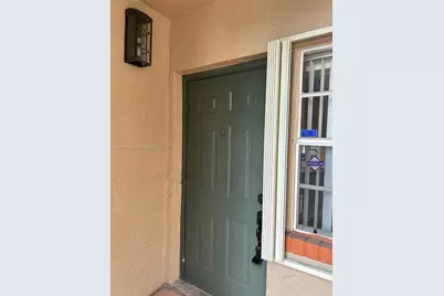 301 SW 86th Ave #102, Pembroke Pines, FL 33025 - Photo 7