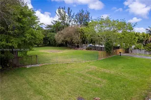 291 NE 152nd St, Miami, FL 33162 - Photo 23
