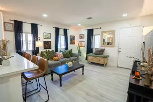 8012 NW 10th Ct, Miami, FL 33150 - Photo 7