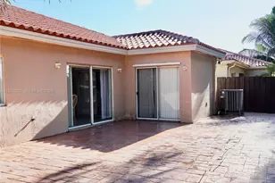 2048 NE 35th Ave, Homestead, FL 33033 - Photo 5