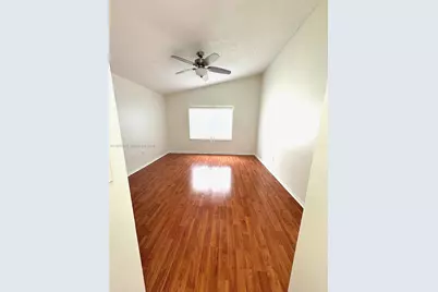 14215 NW 21st St, Pembroke Pines, FL 33028 - Photo 23