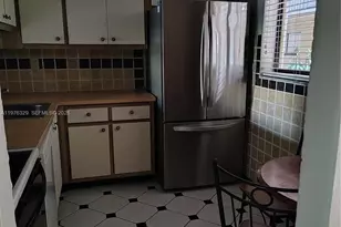 8635 NW 8th St, Miami, FL 33126 - Photo 5