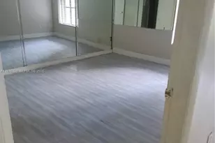 8635 NW 8th St, Miami, FL 33126 - Photo 3