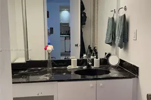 1901 Brickell Ave, Miami, FL 33129 - Photo 11