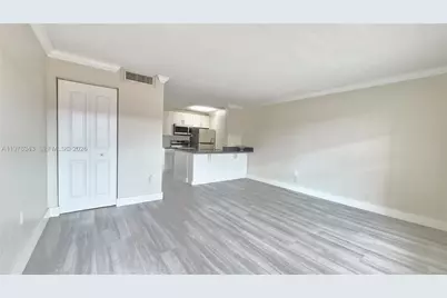 7220 Fairway Dr #G8, Miami Lakes, FL 33014 - Photo 5