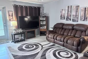 118 Northampton F, West Palm Beach, FL 33417 - Photo 7