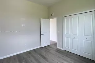 1088 Saturn Ct, Labelle, FL 33935 - Photo 7