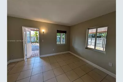 1029 SW 22nd St, Fort Lauderdale, FL 33315 - Photo 7